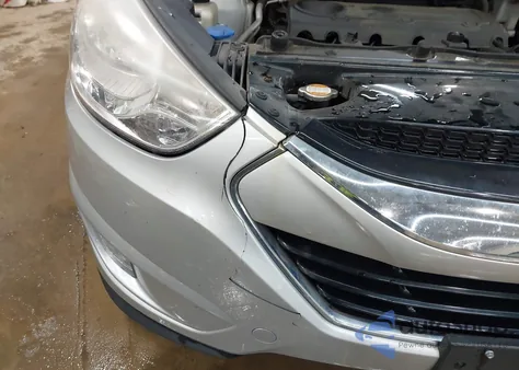 2011 Hyundai Tucson Limited z USA, uszkodzony, nr VIN KM8JUCAC8BU259698